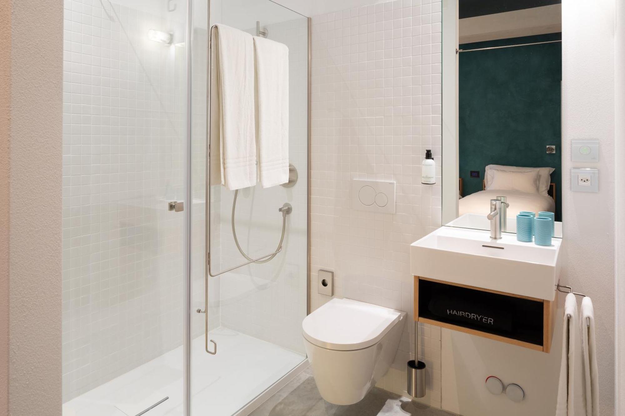 Riva Rooms & Studios - Check-In 24Hr Minusio エクステリア 写真